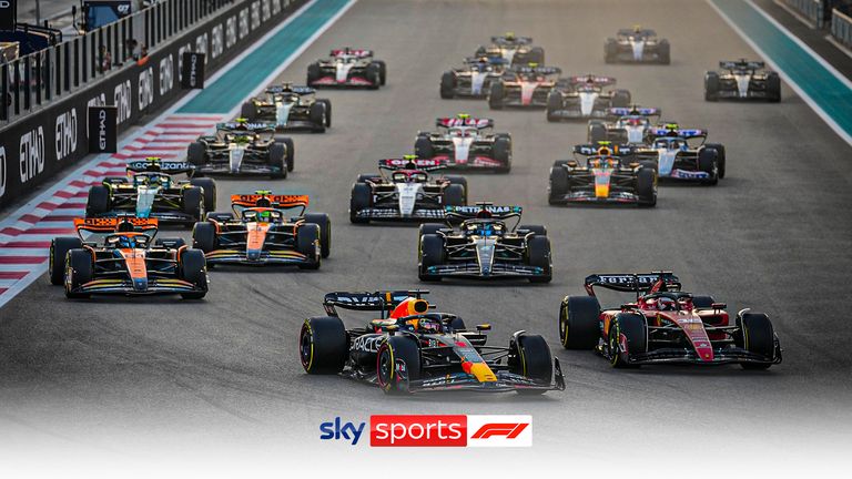 Un début difficile pour Max Verstappen alors que Leclerc se bat pour la première place, mais le pilote Red Bull le dépasse rapidement dans le premier tour du Grand Prix d'Abou Dhabi.