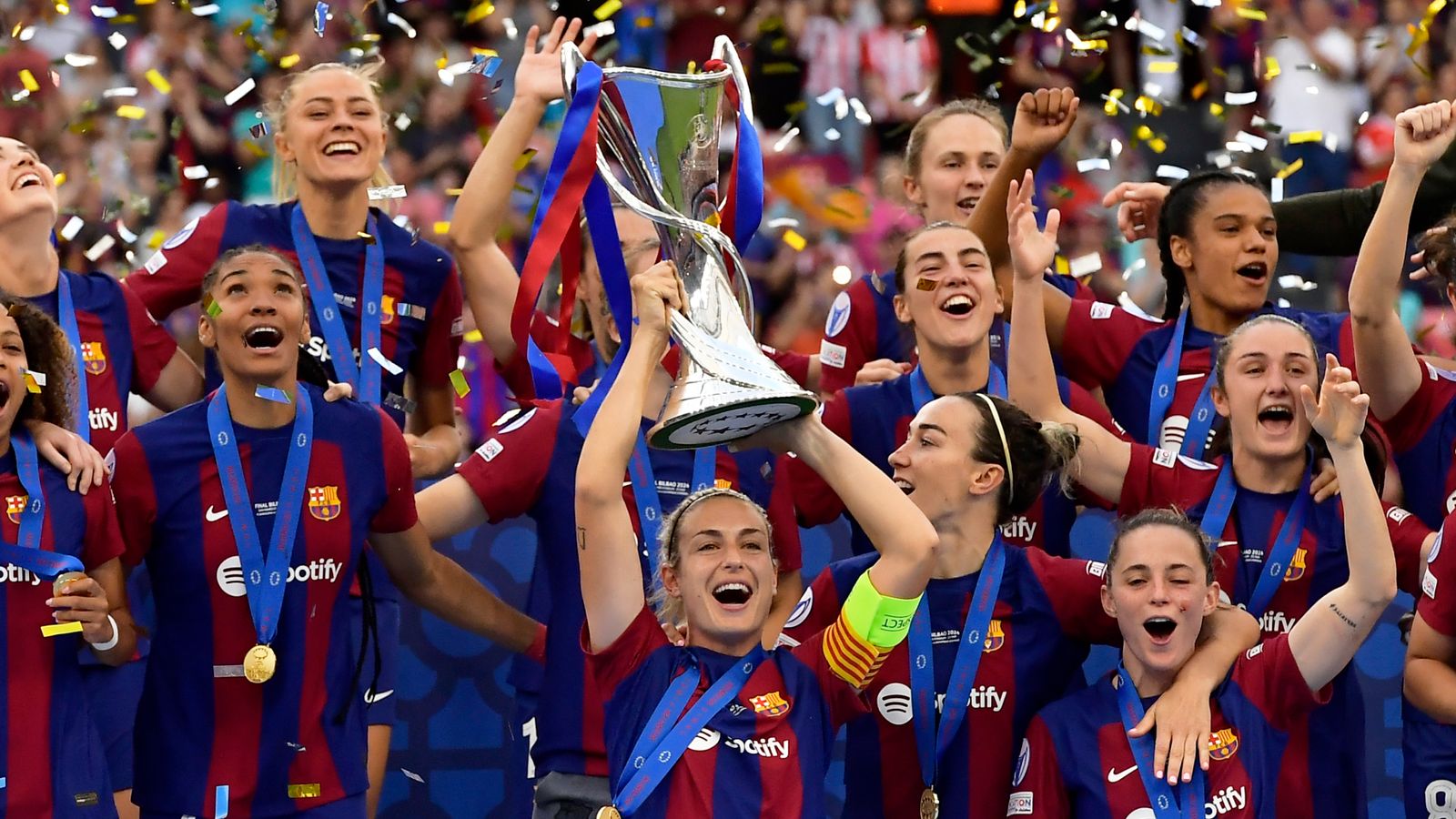 Barcelona ended their losing streak against Lyon to clinch a third Women