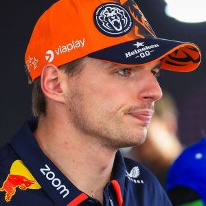 Max Verstappen refuse de s’excuser pour les messages radio émis pendant le Grand Prix de Hongrie, rejetant avec virulence les critiques